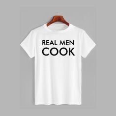 Акція на Футболка бавовняна довга чоловіча Likey Real men cook M150-0510 XS Біла від Rozetka