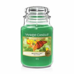 Акция на Ароматична свічка в банці Yankee Candle Beautiful Day, 623 г от Eva