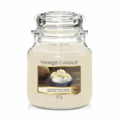 Акція на Ароматична свічка в банці Yankee Candle Coconut Rice Cream, 411 г від Eva
