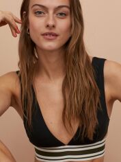 Акція на Верхня частина купальника жіноча H&M 6890059RP6 34 Чорна від Rozetka