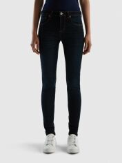 Акция на Джинси Skinny жіночі United Colors of Benetton 4NF1574K5-903 26 Темно-сині от Rozetka