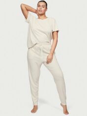 Акция на Піжама (футболка + штани) жіноча великих розмірів Victoria's Secret 16945421 XL Молочна от Rozetka