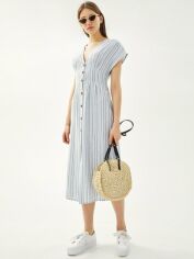 Акція на Сукня міді літня жіноча Bershka XAZ355427JOTS M Блідо-синя з білим від Rozetka