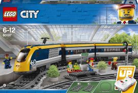 Акція на Конструктор LEGO City Пасажирський потяг (60197) від Будинок іграшок