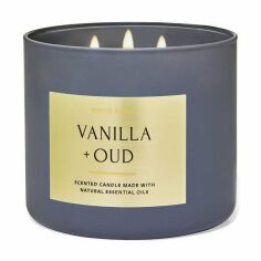 Акція на Ароматична свічка Bath & Body Works White Barn Vanilla and Oud Scented Candle, 411 г від Eva