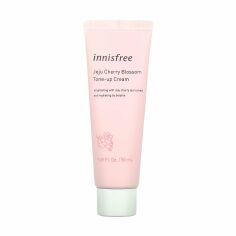 Акция на Крем для обличчя Innisfree Jeju Cherry Blossom Tone Up Cream з екстрактом листя сакури, 50 мл (туба) от Eva