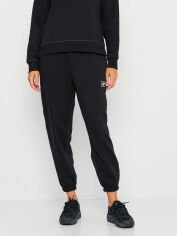 Акция на Спортивні штани на флісі жіночі New Balance Essentials Brushed Back Fleece WP33500BK M Чорні от Rozetka