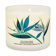 Акція на Ароматична свічка Bath & Body Works Candle Ocean Driftwood, 411 г від Eva