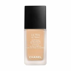 Акція на Стійкий тональний флюїд для обличчя Chanel Ultra Le Teint Fluide B30, 30 мл від Eva