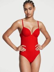 Акція на Суцільний купальник жіночий Victoria's Secret 837396291 M Червоний від Rozetka