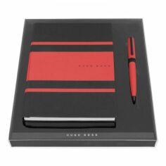 Акция на Набір блокнот А5 + ручка Hugo Boss Gear Matrix червоний (HPBH127P) от Y.UA