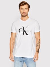 Акция на Футболка чоловіча Calvin Klein Jeans J30J320935-YAF S Біла от Rozetka