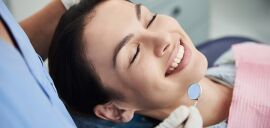 Акція на Чистка зубів з Air-Flow в «Майстерня посмішки» від Pokupon