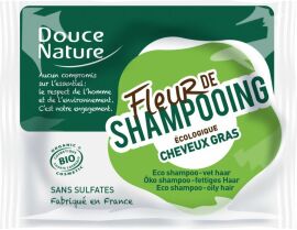 Акция на Шампунь Douce Nature Fleur de Shampoo для жирного волосся 85 г от Rozetka