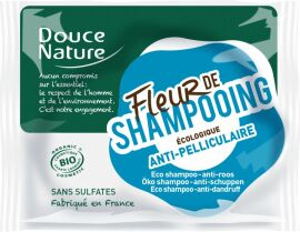 Акція на Шампунь Douce Nature Fleur de Shampoo Проти лупи 85 г від Rozetka