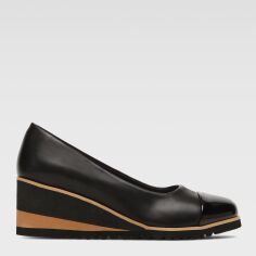Акция на Жіночі туфлі Clara Barson WYL3396-2 41 26.5 см Чорні от Rozetka