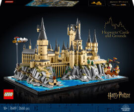 Акция на Конструктор LEGO Harry Potter Замок і територія Гоґвортсу (76419) от Будинок іграшок