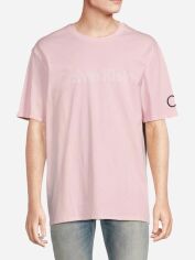 Акція на Футболка бавовняна довга чоловіча Calvin Klein 797676440 XL Рожева від Rozetka