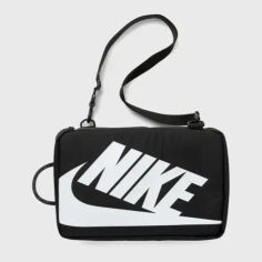 Акция на Спортивна сумка тканинна Nike CLUB CAP U CB FUT WSH L DA7337-013 Чорна/Біла от Rozetka