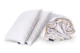Акція на Набор Злата одеяло и 2 классические подушки Dormeo 200х200 см + 2 подушки 50х70 см від Podushka