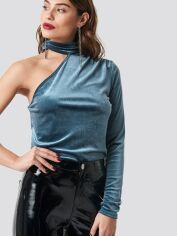 Акція на Топ жіночий NA-KD 1017-000258-0617 2XL Синій від Rozetka